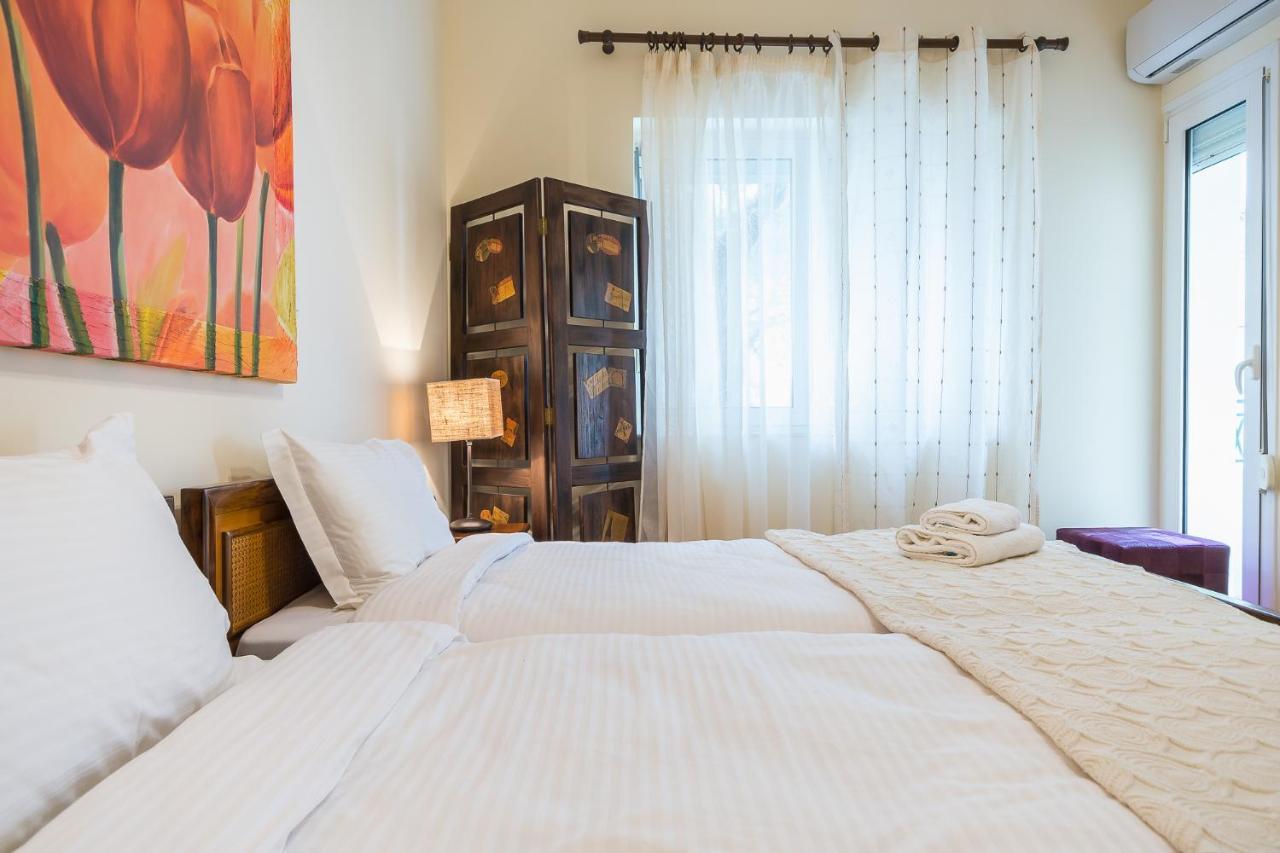 アテネ Family House Next To Acropolis Bed & Breakfast エクステリア 写真