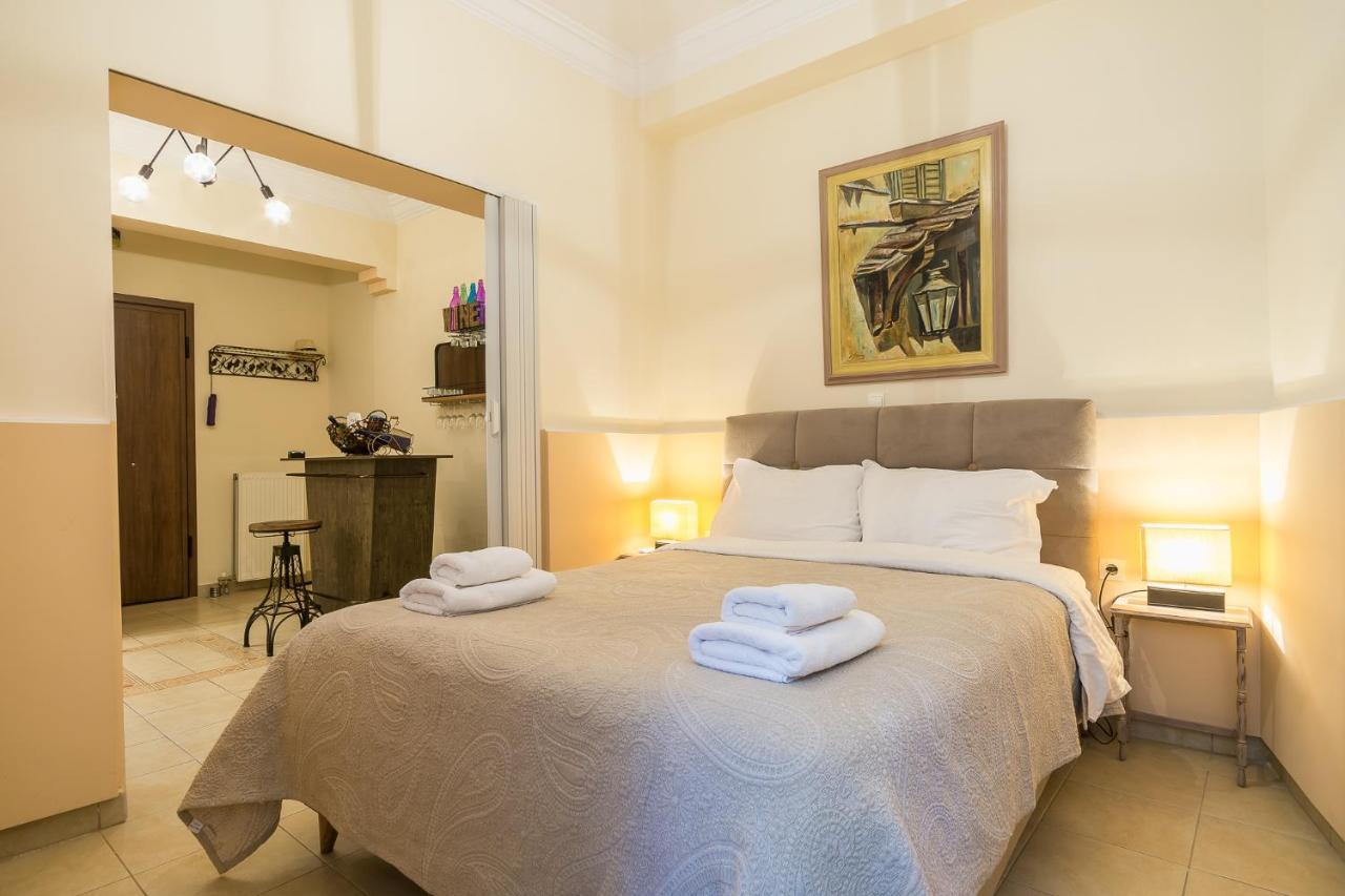 アテネ Family House Next To Acropolis Bed & Breakfast エクステリア 写真